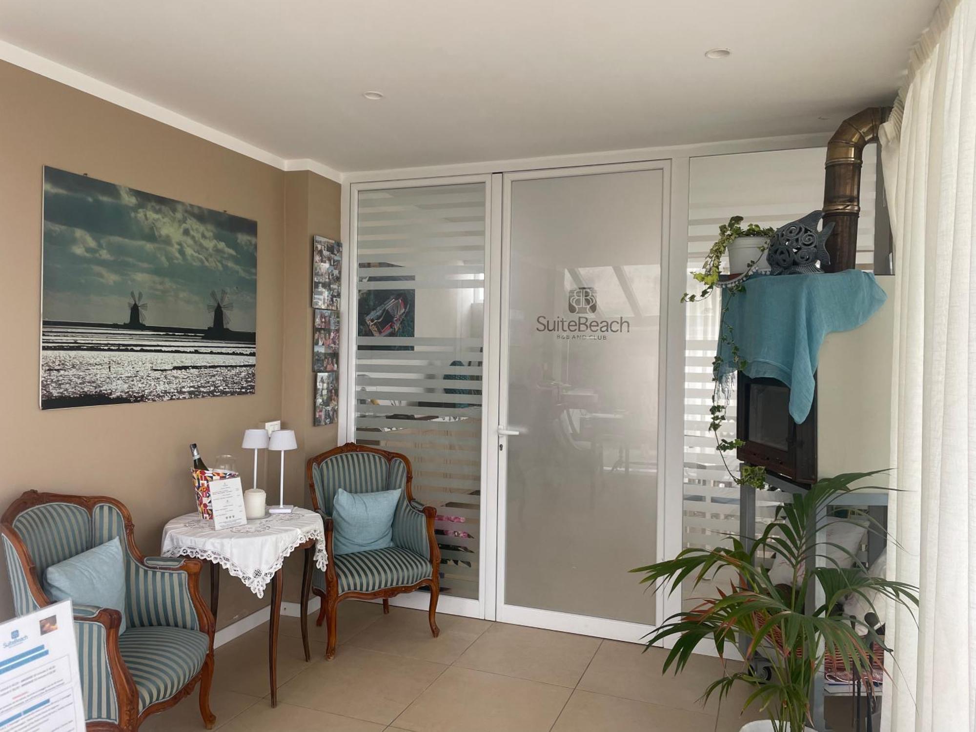 Suitebeach And Bed & Breakfast 3*